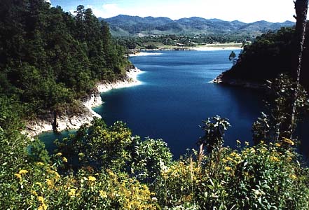 Lagos de Montebello